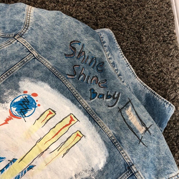 The most amazing painted jeans jacket ever!!! - Picture 8 of 10